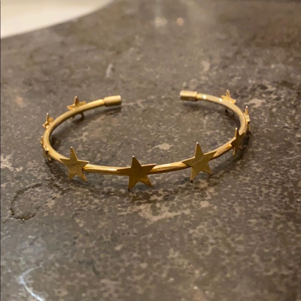 Gold star bangle bracelet
